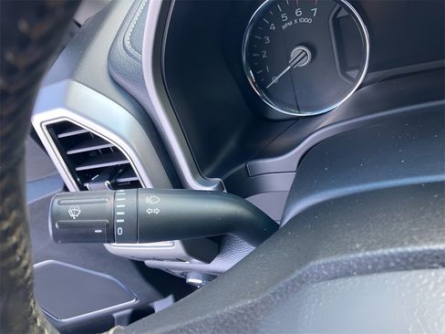 Used 2019 Ford F150 Lariat image 19