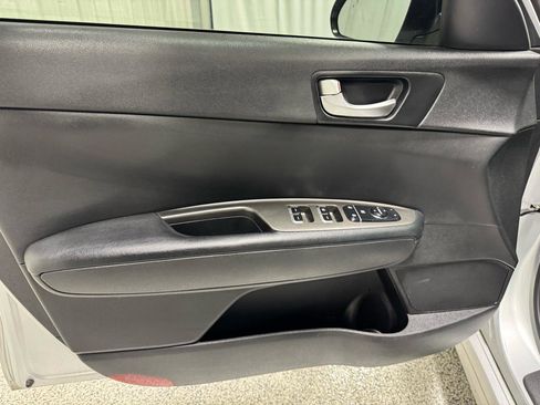 Used 2020 Kia Optima LX image 15