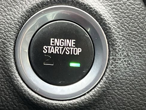 Used 2018 Buick Envision Premium image 30