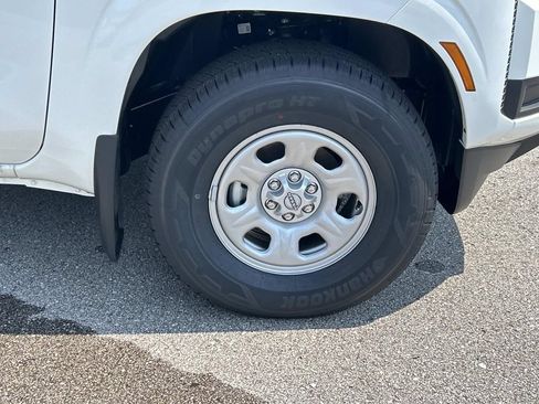 New 2026 Nissan Frontier S w/ Tow Package RWD image 9