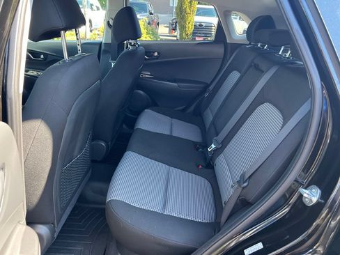 Used 2021 Hyundai Kona SEL AWD/4WD image 17