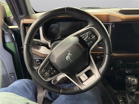Used 2022 Ford Bronco Outer Banks image 10