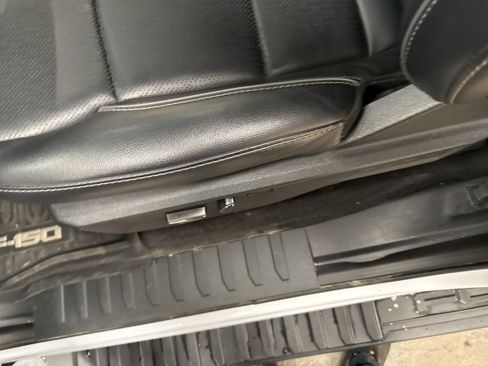 Used 2025 Ford F150 Lariat w/ Equipment Group 502A High AWD/4WD image 9
