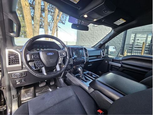 Used 2018 Ford F150 XLT w/ Equipment Group 302A Luxury AWD/4WD image 2