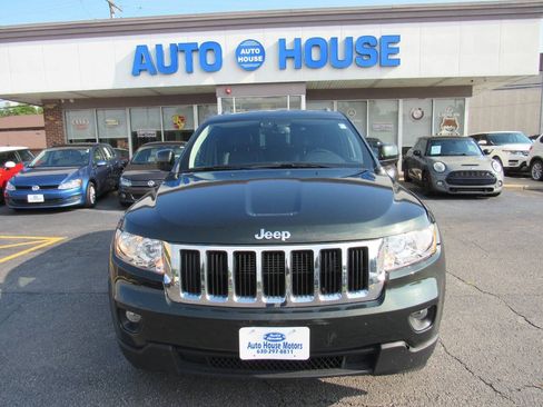 Used 2011 Jeep Grand Cherokee Laredo AWD/4WD image 13