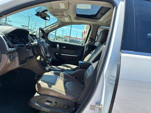 Used 2017 GMC Acadia Limited SLT AWD/4WD image 5