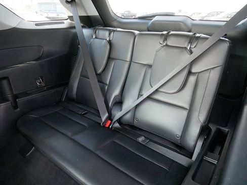 Certified 2021 Ford Explorer XLT w/ Equipment Group 202A image 14