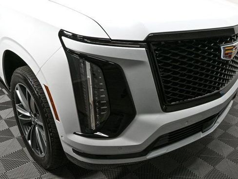 New 2026 Cadillac Escalade Sport w/ Touring Package image 39