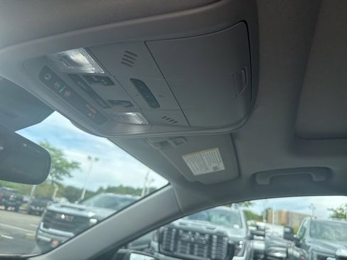 Used 2022 GMC Terrain AT4 w/ Infotainment Package II image 22