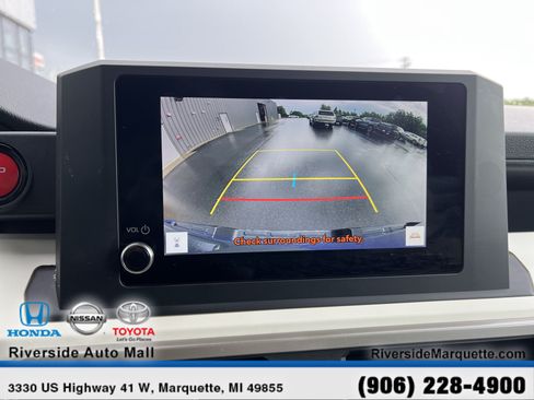 Used 2024 Toyota Tacoma TRD Off-Road AWD/4WD image 22