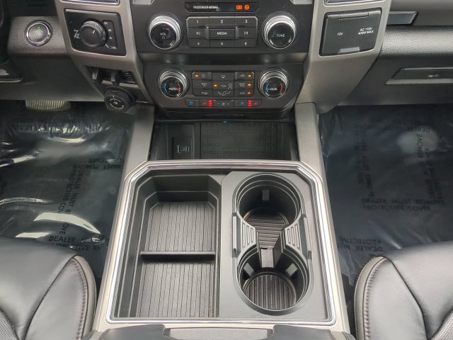 Used 2020 Ford F250 Platinum w/ FX4 Off-Road Package AWD/4WD image 19