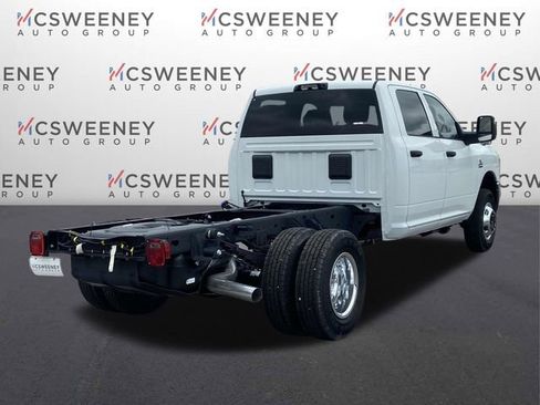 New 2024 RAM 3500 Tradesman w/ Chrome Appearance Group RWD image 3
