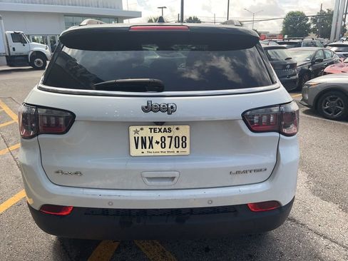 Used 2025 Jeep Compass Limited AWD/4WD image 4