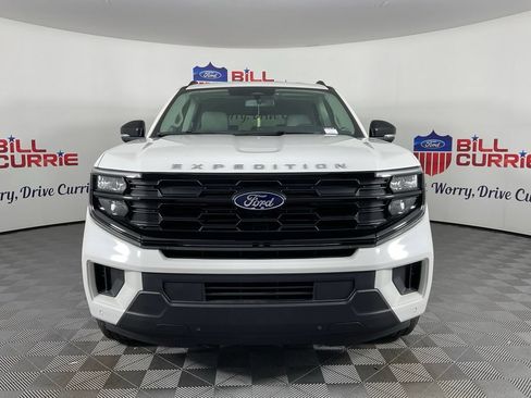 New 2026 Ford Expedition Active RWD image 8