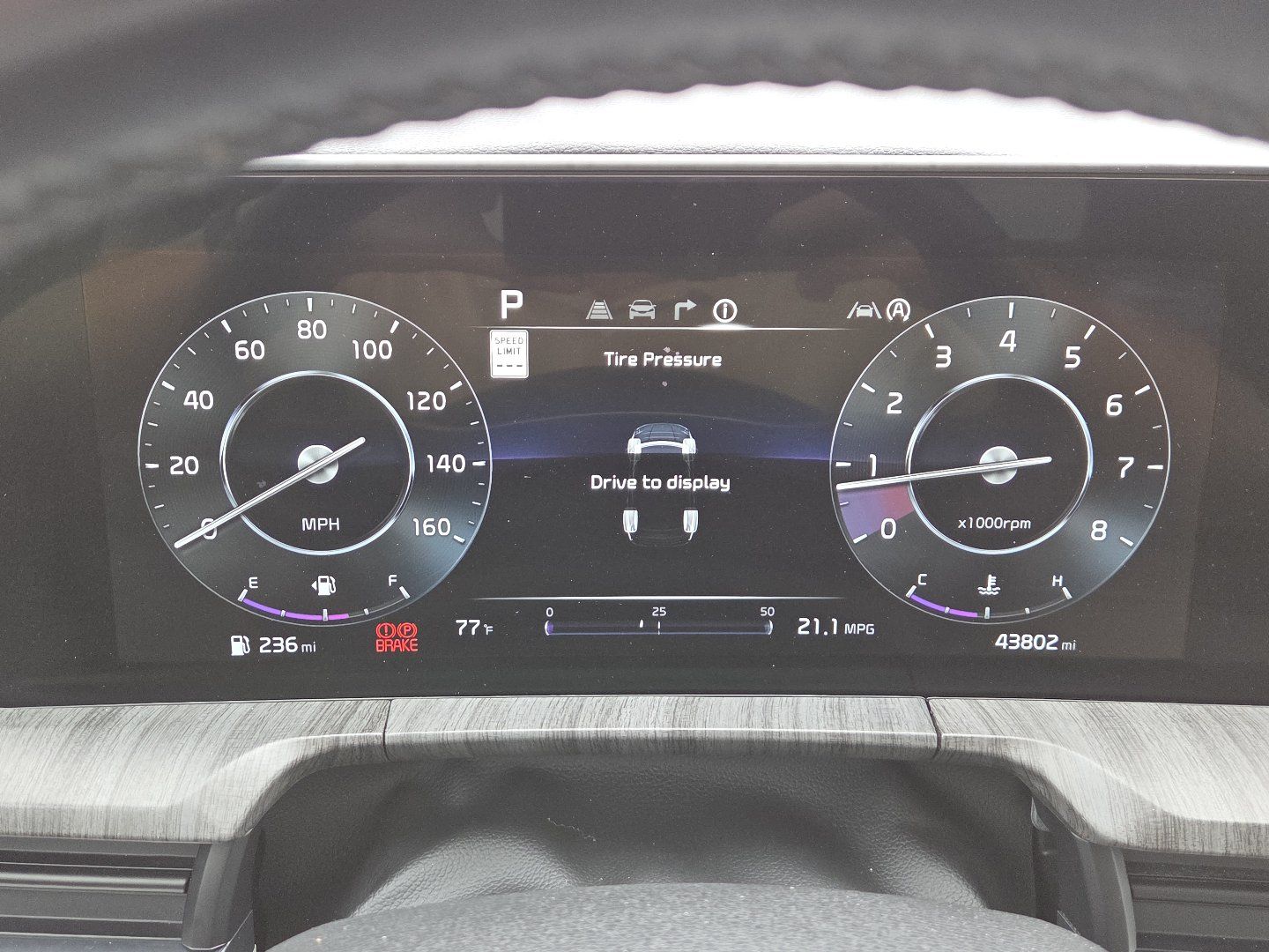 Used 2023 Kia Telluride SX FWD image 29