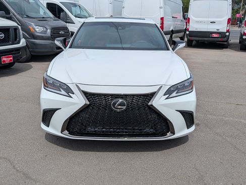 Used 2019 Lexus ES 350 F Sport w/ Accessory Package 2 FWD image 4