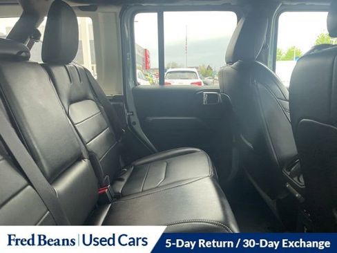 Used 2023 Jeep Wrangler Unlimited Sahara w/ Cold Weather Group image 11
