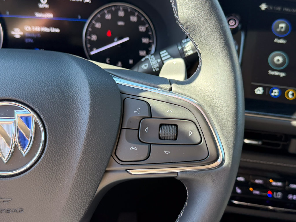 Used 2023 Buick Envision Essence AWD/4WD image 35