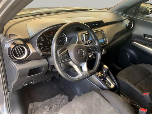 Used 2020 Nissan Kicks SV FWD image 18