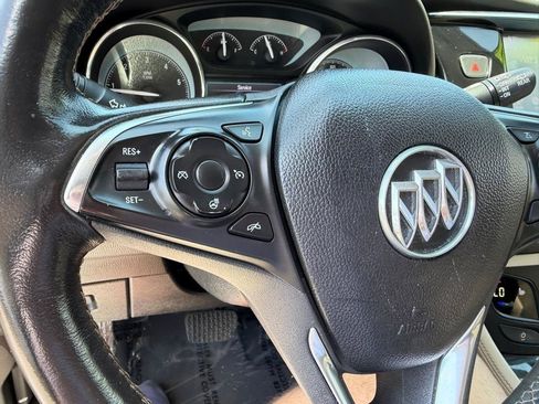 Used 2017 Buick Envision Essence FWD image 37