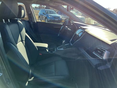 Certified 2025 Subaru Outback Limited image 29