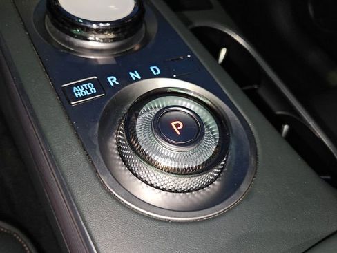 Used 2023 Genesis GV70 2.5T w/ Advanced Package image 22