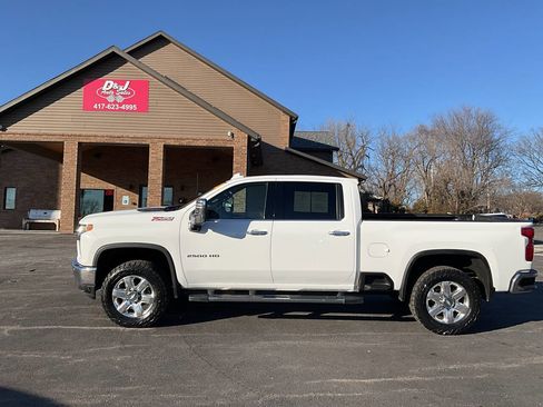 Used 2020 Chevrolet Silverado 2500 LTZ w/ LTZ Plus Package image 2