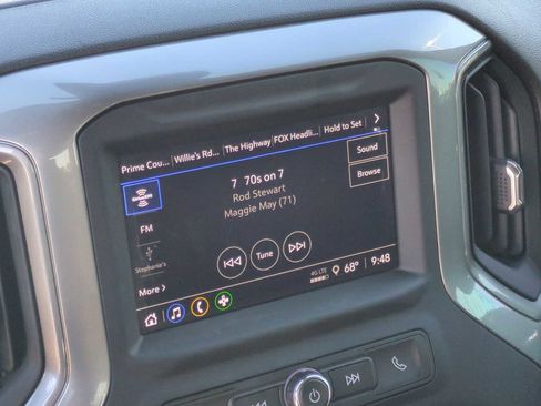 Used 2023 Chevrolet Silverado 1500 Custom image 13