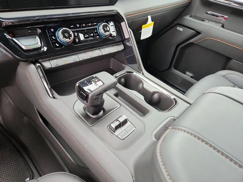 New 2026 GMC Sierra 1500 AT4 w/ AT4 Premium Package image 19