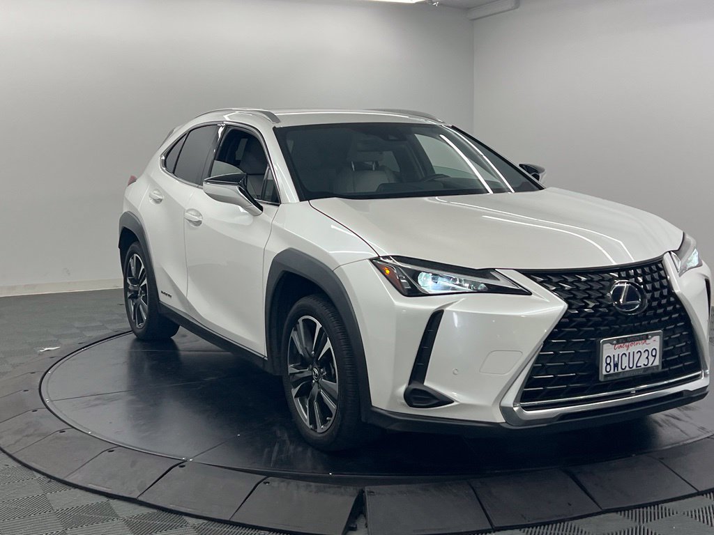 Used 2021 Lexus UX 250h w/ Accessory Package (Z1) AWD/4WD image 3