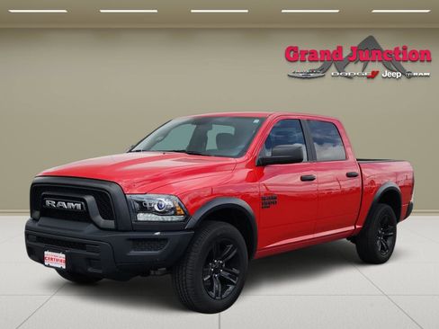 Used 2024 RAM 1500 Warlock AWD/4WD image 3