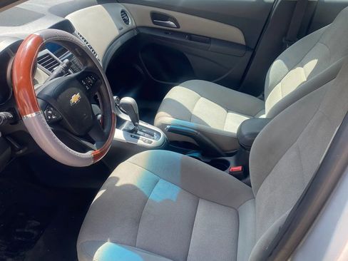 Used 2015 Chevrolet Cruze LT FWD image 11
