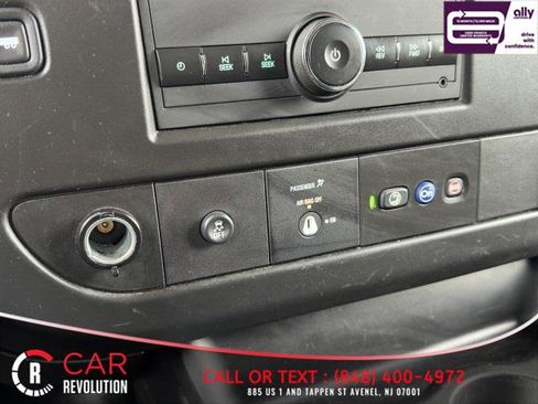 Used 2023 Chevrolet Express 2500 w/ Driver Convenience Package image 25