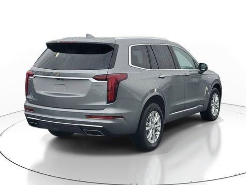 Certified 2024 Cadillac XT6 Luxury w/ LPO, Floor Liner Package AWD/4WD image 4