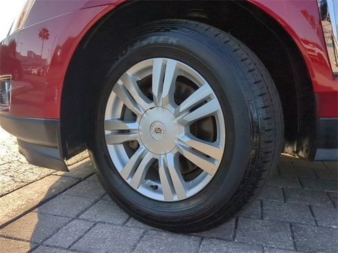 Used 2015 Cadillac SRX Luxury w/ Driver Awareness Package image 36