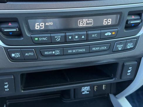 Used 2016 Honda Pilot EX-L image 24