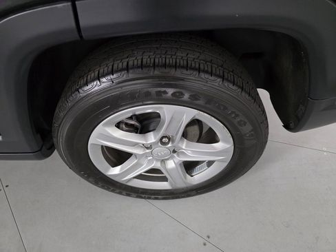 Used 2024 Jeep Compass Sport AWD/4WD image 10