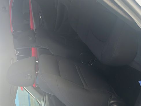 Used 2019 Chevrolet Malibu LS image 3