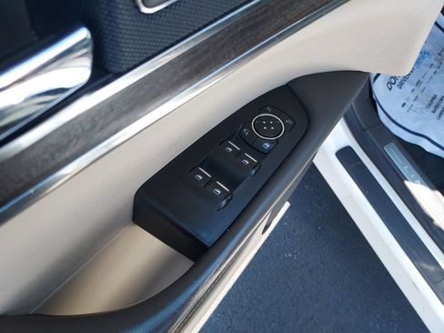Used 2020 Lincoln Nautilus Reserve AWD/4WD image 11