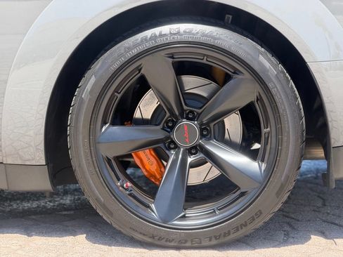 Used 2019 Dodge Challenger SRT Hellcat w/ Widebody Package RWD image 2