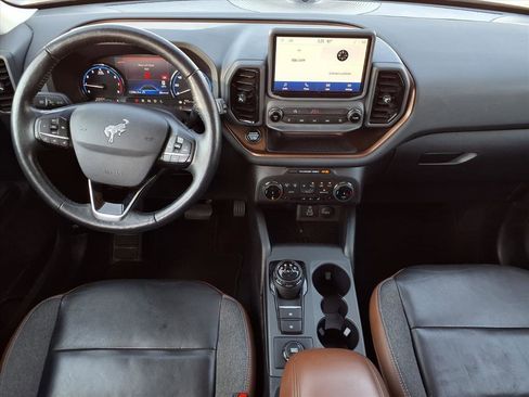 Used 2023 Ford Bronco Sport Outer Banks w/ Tech Package image 12