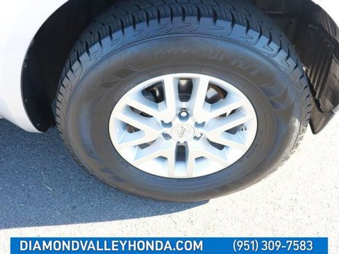 Used 2016 Nissan Frontier SV image 25