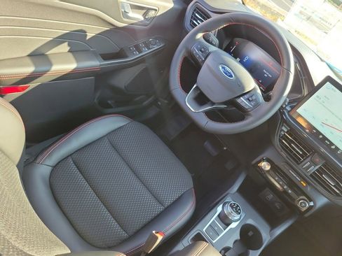 New 2026 Ford Escape ST-Line w/ Tech Pack #1 image 16