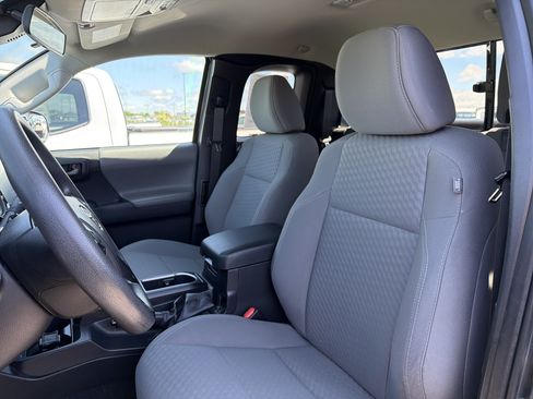 Used 2021 Toyota Tacoma SR w/ SX Package AWD/4WD image 12