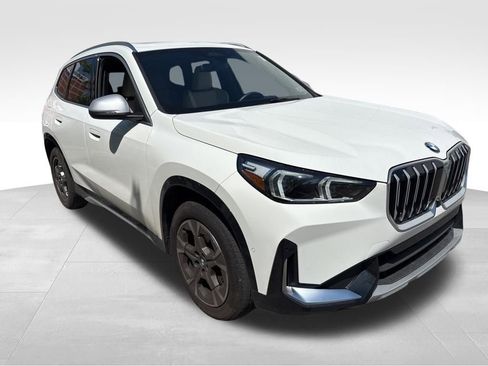 Certified 2024 BMW X1 xDrive28i w/ Premium Package image 5