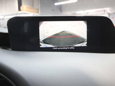 Used 2024 MAZDA MAZDA3 s FWD image 19