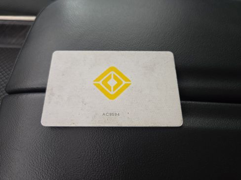 Used 2022 Rivian R1T Launch Edition image 29