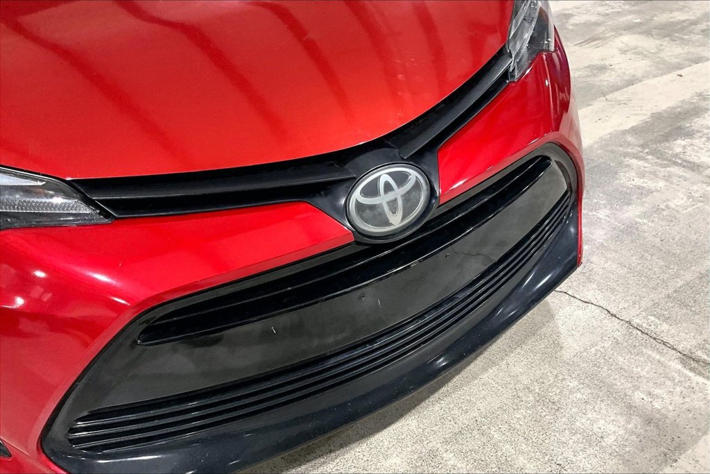Used 2019 Toyota Corolla LE FWD image 29