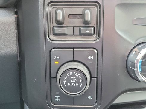 New 2026 Ford F250 Lariat w/ Tremor Off-Road Package image 30