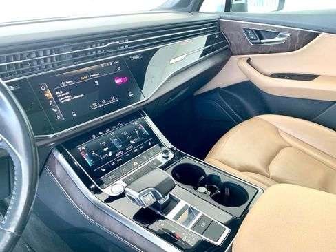 Used 2020 Audi Q7 3.0T Premium Plus image 17